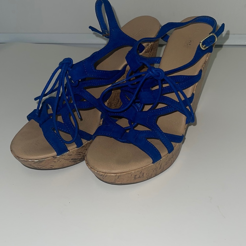 Strappy blue wedges